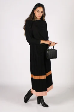 POL Pleated Maple Knit Skirt In Black