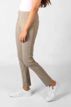 MOS Clothing Shop -MOS Clothing Shop a83ca87be20119515e391724bb0eaaa3525bf314 8