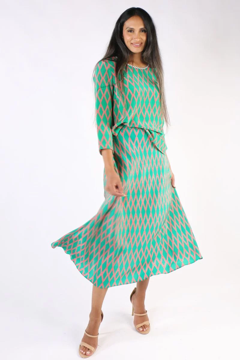 Anupamaa Harlequin Bias Skirt In Green 4 Anupamaa Harlequin Bias Skirt In Green - Image 2