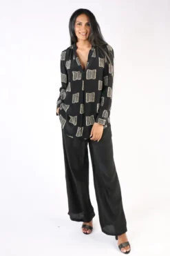 Anupamaa Rome Block Shirt In Black -MOS Clothing Shop anupamaa rome sq top black 29