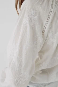 Maison Hotel Gala Shirt In White 10 Maison Hotel Gala Shirt In White -MOS Clothing Shop gala white4