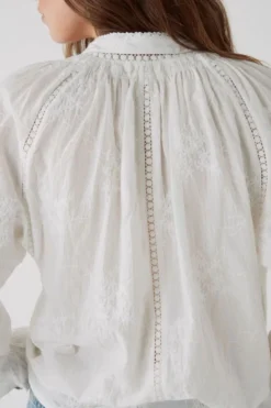 Maison Hotel Gala Shirt In White 11 Maison Hotel Gala Shirt In White -MOS Clothing Shop gala white5