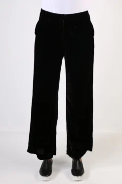 Masai Petule Velvet Pant In Black