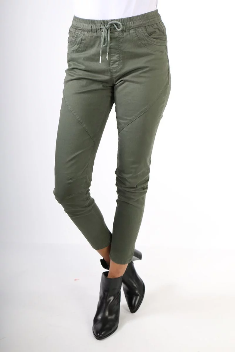 Milson Marizo Jogger Pant In Forest 3 Milson Marizo Jogger Pant In Forest