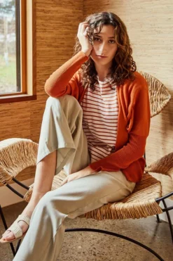 Uimi Nancy Cardi In Rust -MOS Clothing Shop nancy cardigan cayenne lifestyle 11024