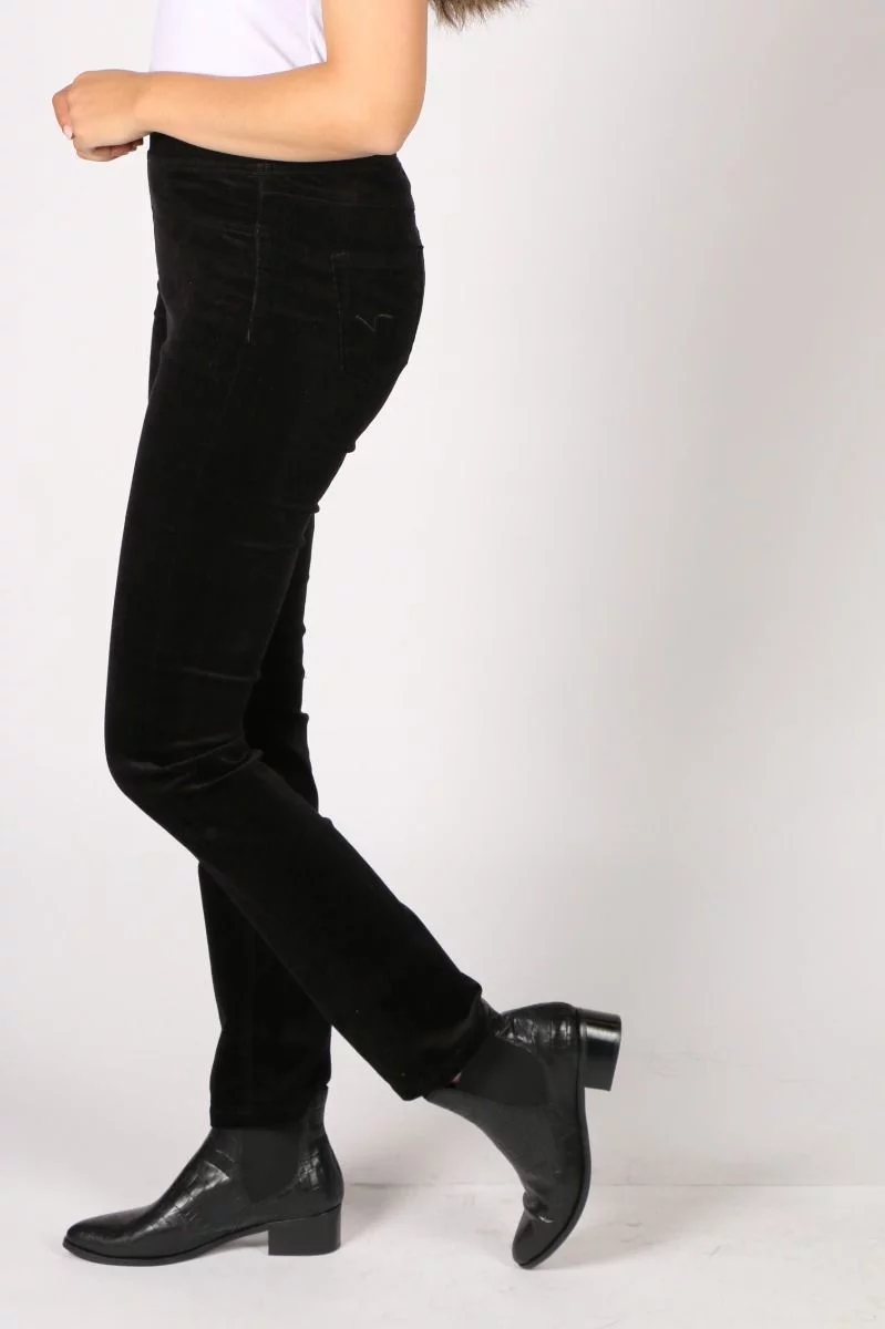 Vassalli Wide Leg Corduroy Pant In Black 6 Vassalli Wide Leg Corduroy Pant In Black - Image 4