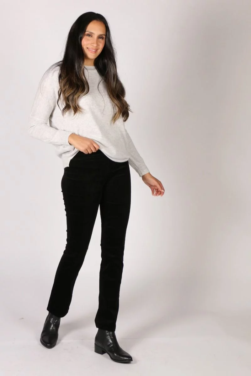 Vassalli Wide Leg Corduroy Pant In Black 5 Vassalli Wide Leg Corduroy Pant In Black - Image 3